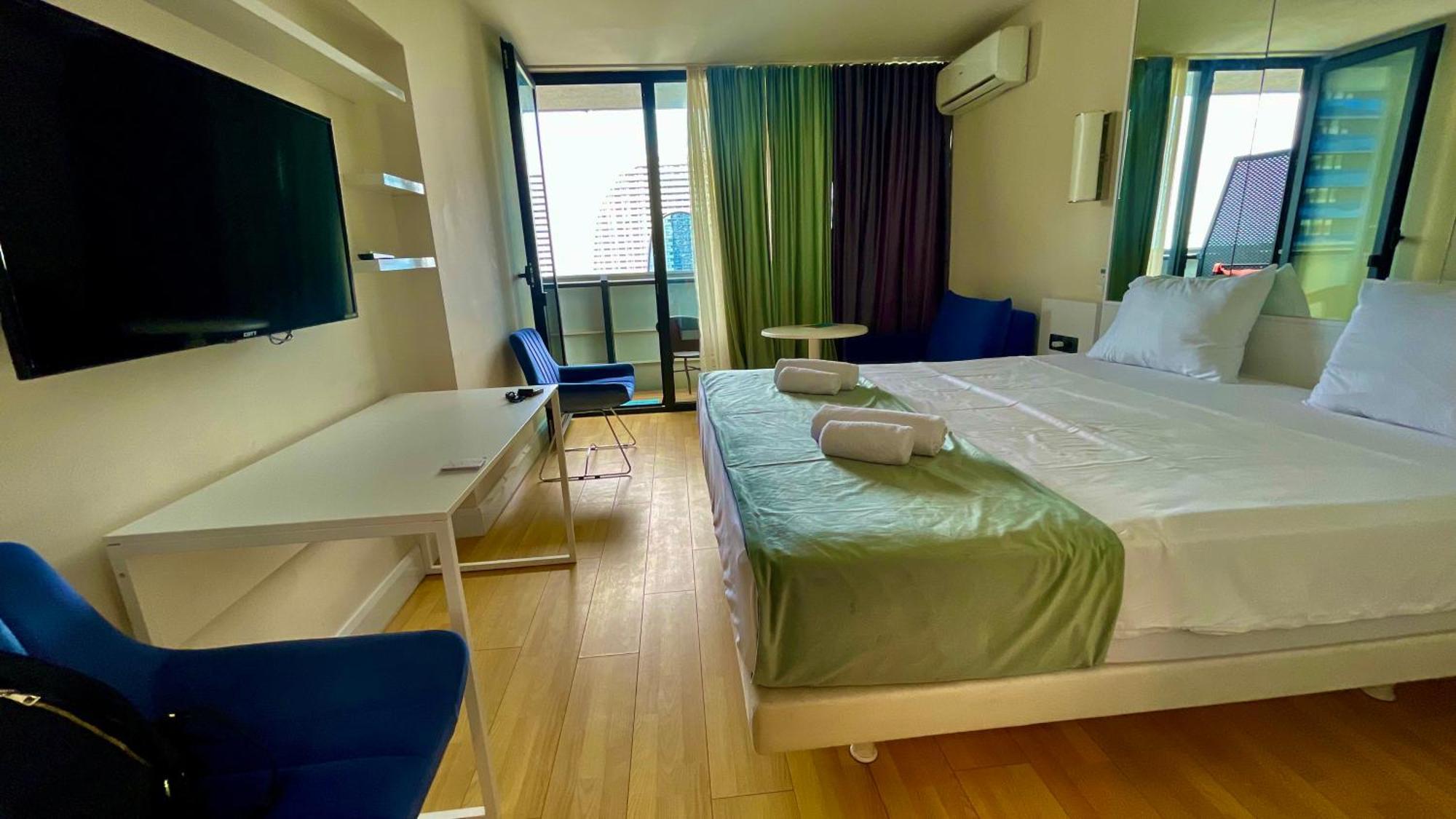 Marvella Orbi City Sea View باتومي المظهر الخارجي الصورة