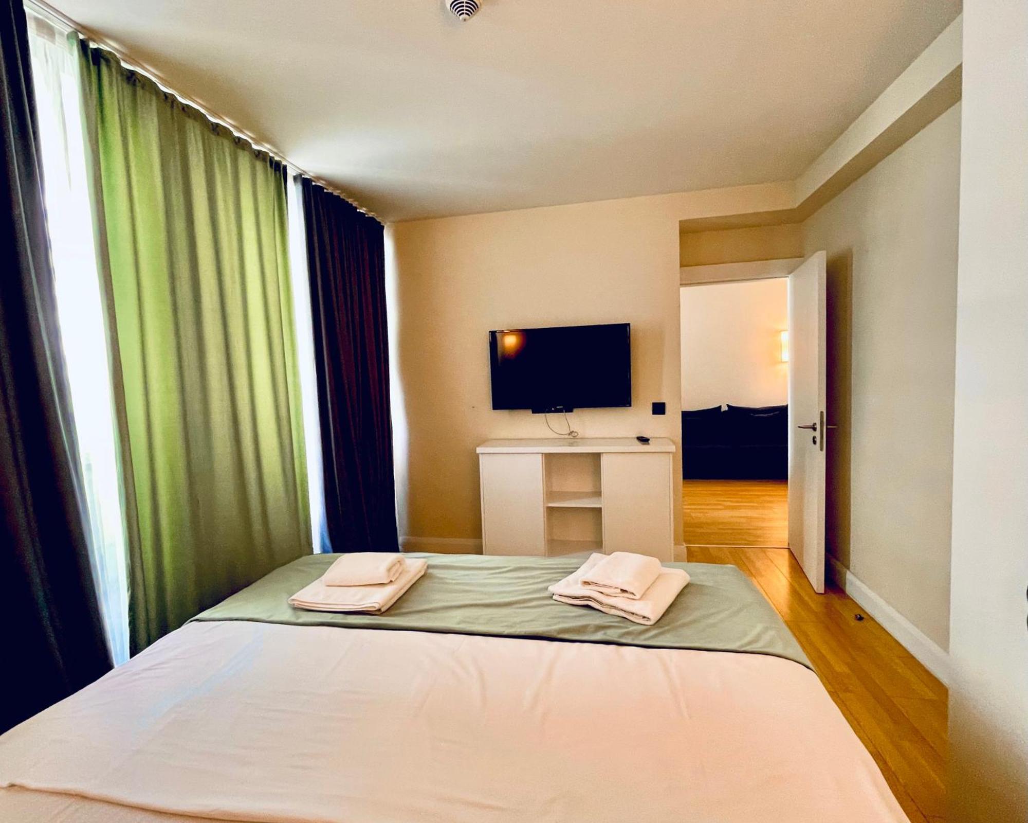 Marvella Orbi City Sea View باتومي المظهر الخارجي الصورة