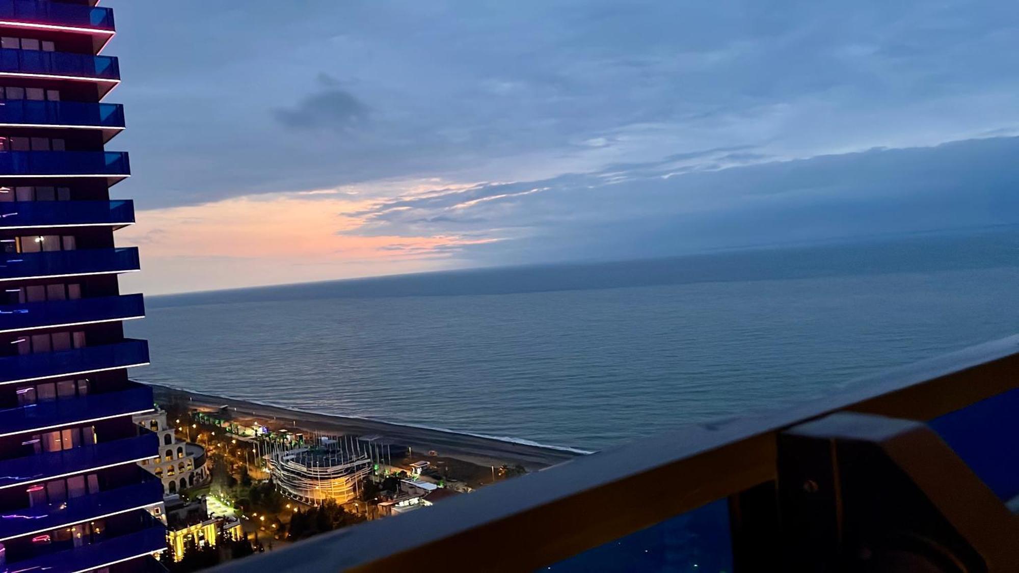 Marvella Orbi City Sea View باتومي المظهر الخارجي الصورة